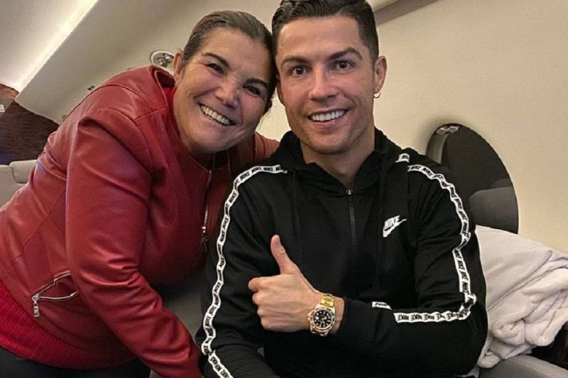 اولین صحبتهای کریس رونالدو بعد از سکته کردن مادرش