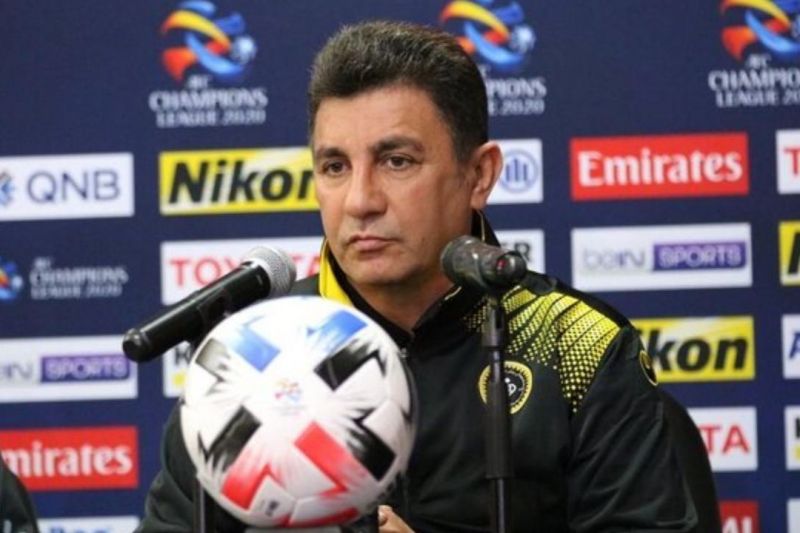 امیر قلعهنویی: شرایط بازی با پرسپولیس عادی نبود