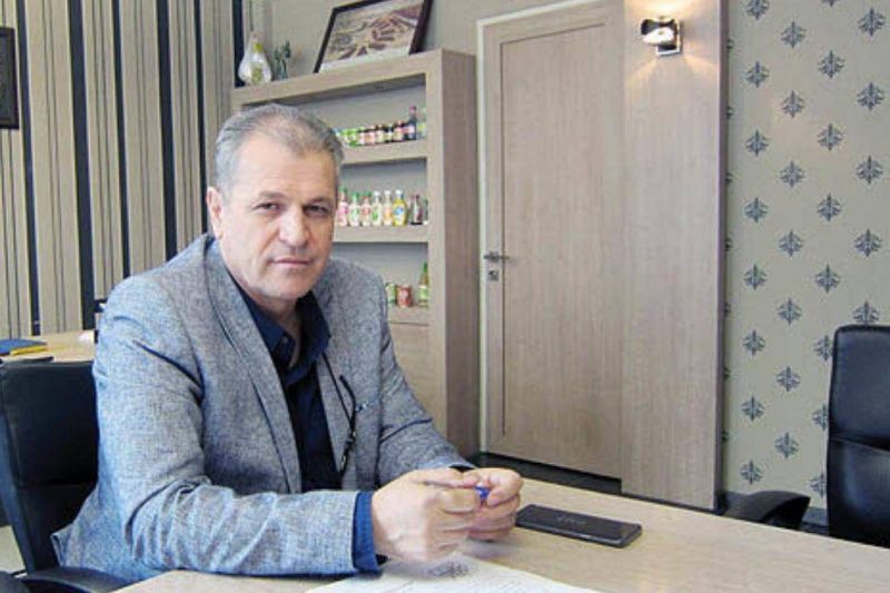 منزوی: چند ماه است که استعفا داده ام و منتظر موافقت با استعفایم هستم