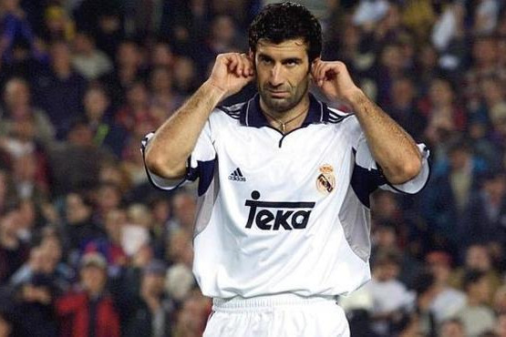 فیگو: ترک بارسلونا سخت بود/ با نامهای بزرگی همتیمی بودهام