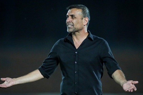 حاشیه بازی پیکان و گلگهر| اعتراض شدید ویسی به داور مسابقه