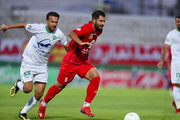 کنعانی زادگان:جامها مهمتر از اعداد هستند/ لیگ تمام نشده است پس کار داریم