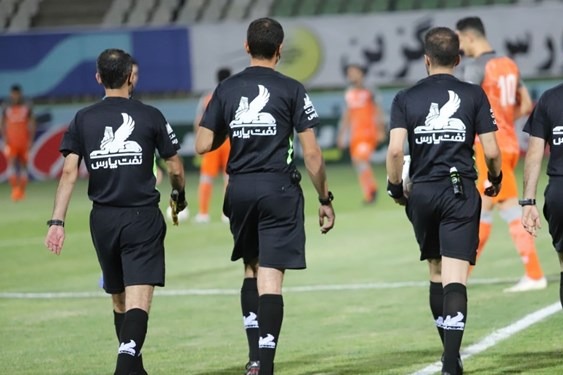 کریمی: در گذشته هم فهرست داوران تغییر میکرد