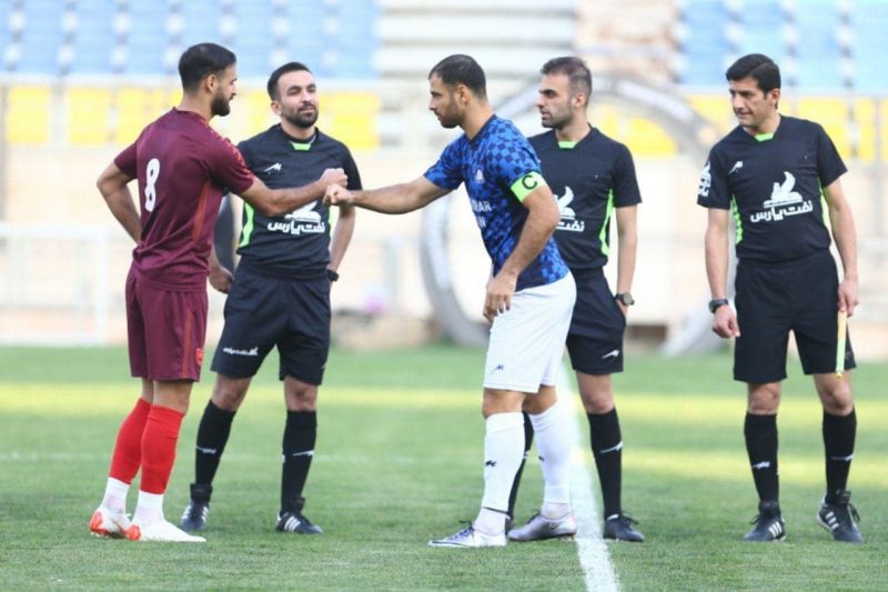 استقلالی‌های گل‌گهر روبروی پرسپولیس(عکس)