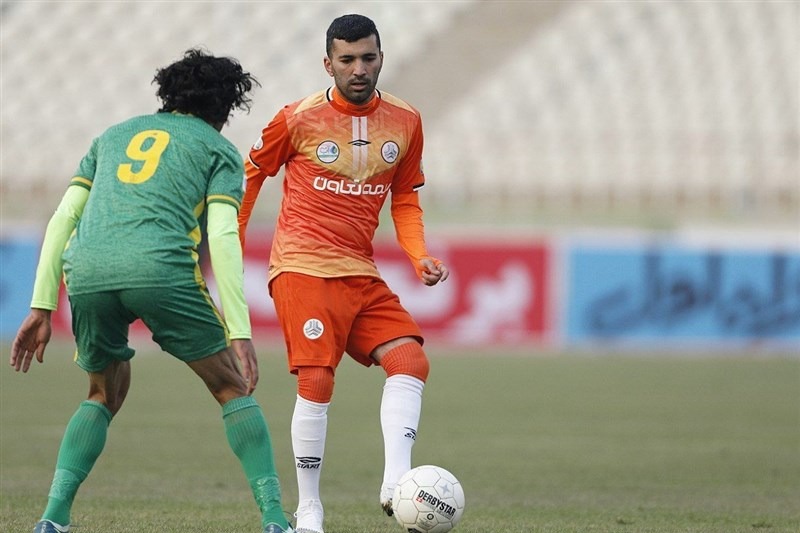 دوری ۶ تا ۸ هفتهای مسلمان از میادین فوتبال