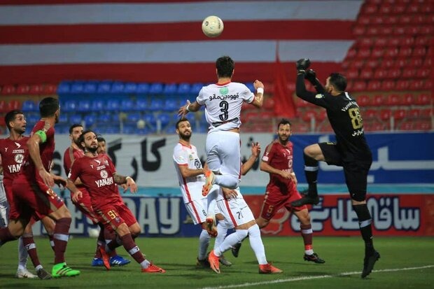 تصویر جام قهرمانی که روز جمعه به پرسپولیس اهدا میشود