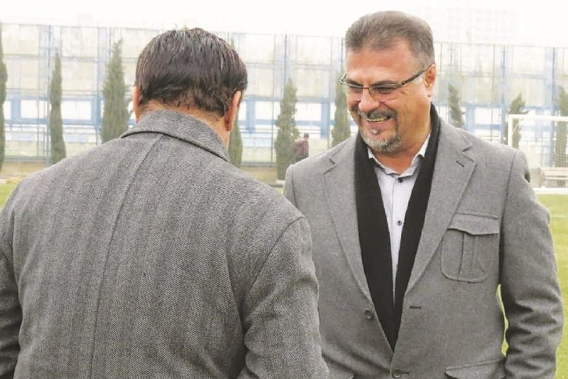 نظریجویباری: با حرفهای امروز مدیر نساجی، موضوع فکری به کمیته وضعیت کشیده شد