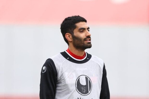 پیشنهاد تیم لیگ برتری به مدافع ناخواسته گلمحمدی در پرسپولیس!