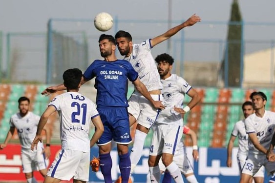 حاشیه بازی پیکان و گلگهر/ اعتراض پیکانیها سرانجام تلفات داد/ کنایه عجیب مدیر تیم میزبان به داور