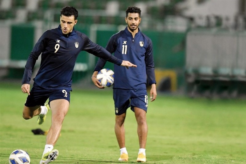 الاهلی با چه ترکیبی به مصاف استقلال میرود؟