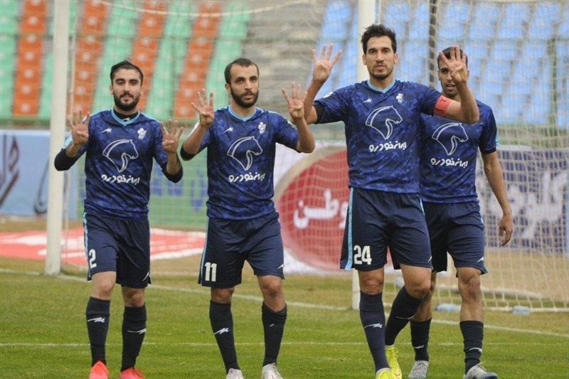 غیبت ستاری و فرزاد حاتمی برابر آلومینیوم اراک
