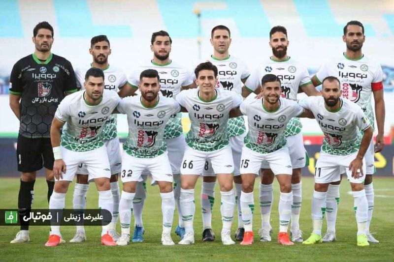 ذوبآهن برای بازی با پرسپولیس آماده میشود/ حضور مدیرعامل در تمرین شاگردان حسینی