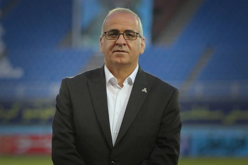 فریدونی: پرتاب نارنجک به اتوبوس پرسپولیس ارتباطی به ذوبآهن ندارد/ باید با عوامل این کار زشت برخورد شود