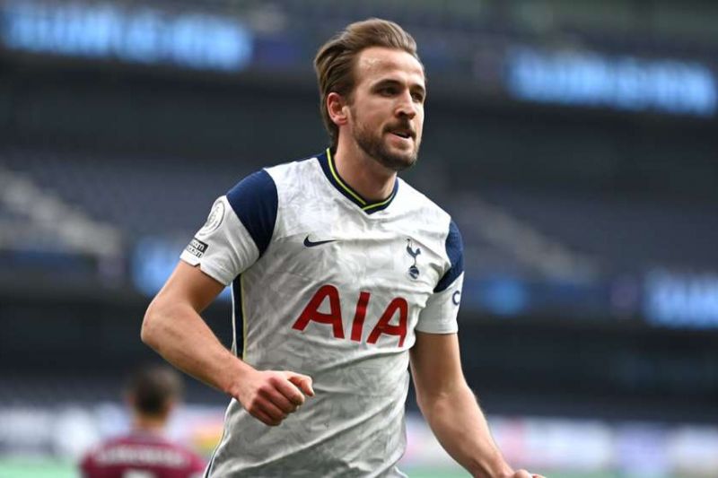 پاسخ سرمربی تاتنهام به سوالات درباره آینده هری کین