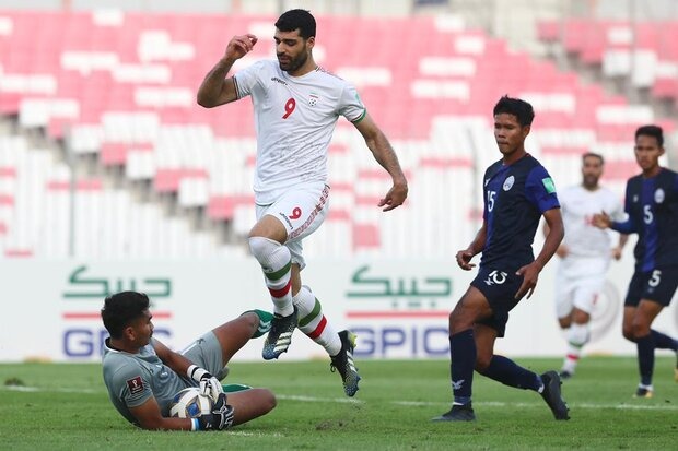 بدهی دردسرساز صداوسیما مانع میزبانی تیم ملی فوتبال میشود؟