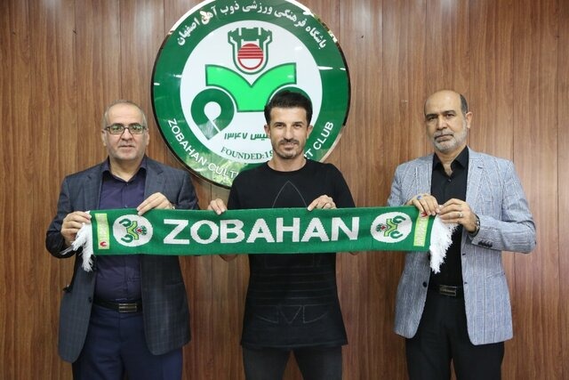 قرارداد حدادیفر با ذوبآهن تمدید شد