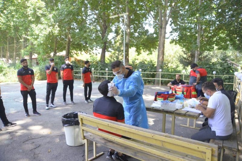 فولادیها تست کرونا دادند/ برخورد گرم ویسی با شاگردان پیش از شروع تمرینات