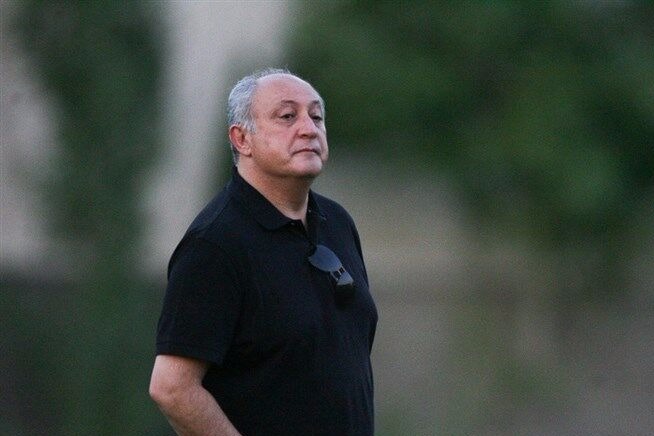 فریبا: ضربهای بزرگ در انتظار استقلال/ مگر متعصبتر از محمود فکری داریم؟/ لطفاً کسی بیاید که جیبش پر پول باشد!