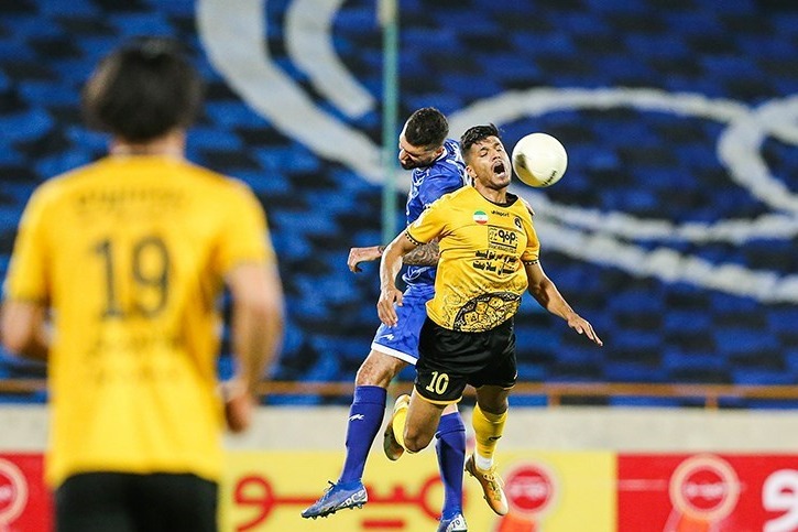 تغییر ساعت دیدار استقلال - سپاهان و مشخص شدن محل برگزاری مسابقه پیکان - پرسپولیس