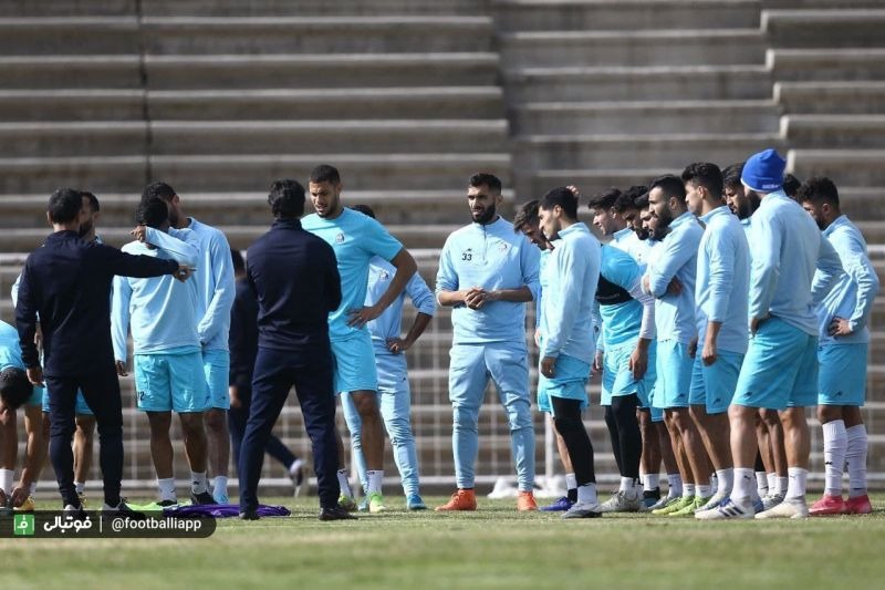 تاکید فرهاد مجیدی در تمرین: هر کس آماده باشد بازی می کند