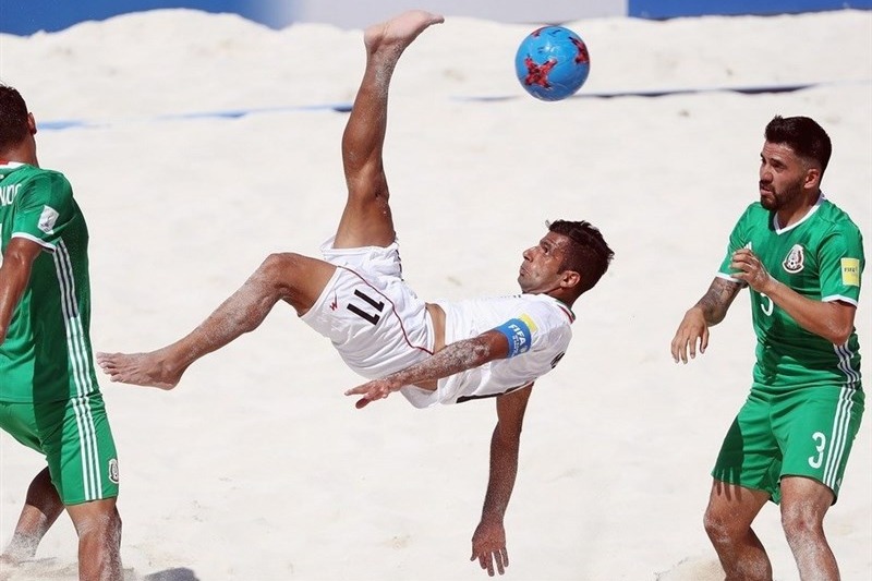 سکوت کاپیتان تیم ملی شکست؛ از فوتبال پاک میگویند، اما بازیکنی با ۳۰ کیلو اضافه وزن را دعوت میکردند