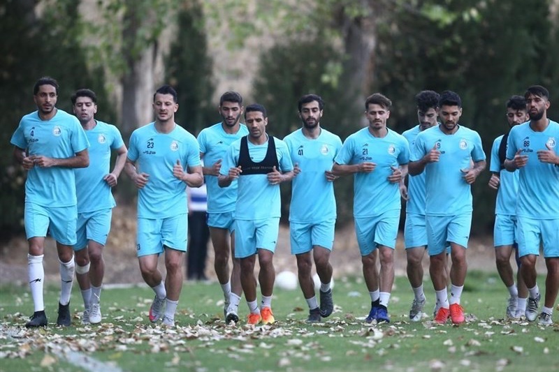 تمرینات استقلال پشت درهای بسته برگزار میشود