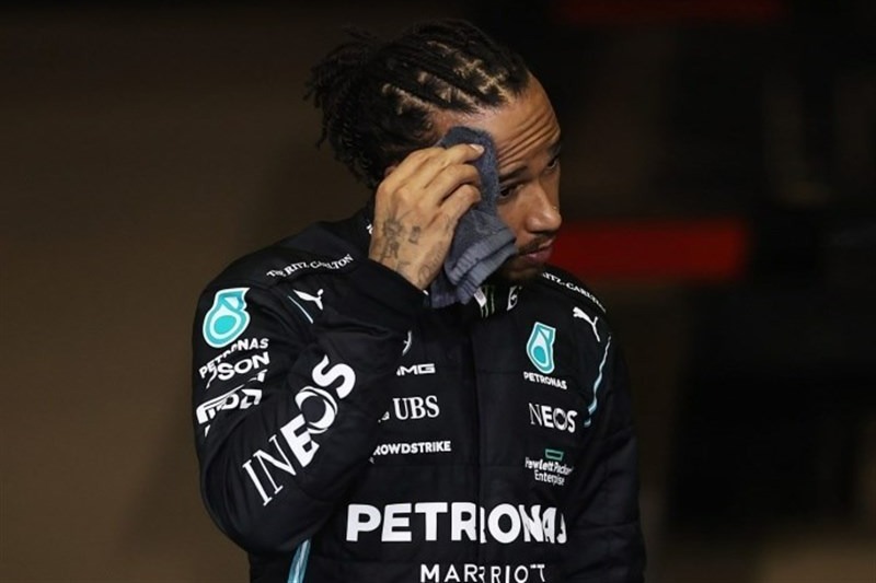 نامعلوم بودن ادامه دوران حرفهای همیلتون