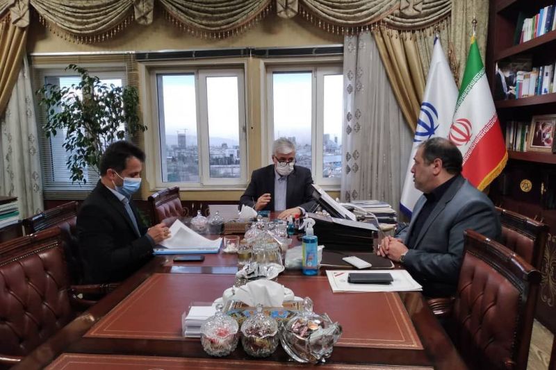 وزیر ورزش برای تکمیل ورزشگاه وطنی جلسه تشکیل داد