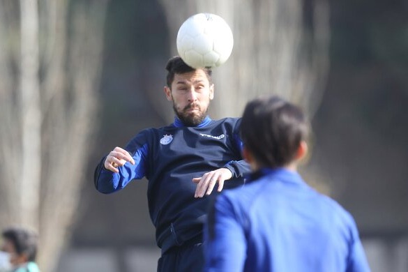 فدراسیون جهانی فوتبال پاسخ باشگاه استقلال را نمیدهد!