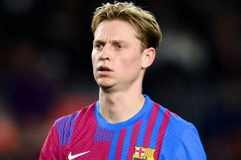 هافبک هلندی از ژاوی ناراضی است اما در تیم کاتالانی میماند