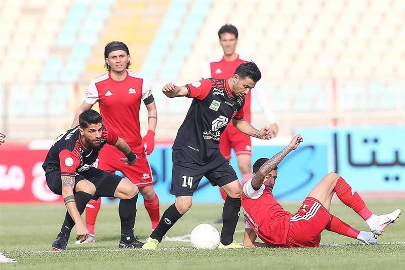 بلیتفروشی تراکتور برای بازی پرسپولیس/ حضور تماشاگران در ورزشگاه؟