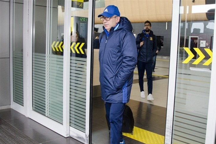 بردیف به ایران رسید؛ سرمربی جدید تراکتوریها فردا در تبریز