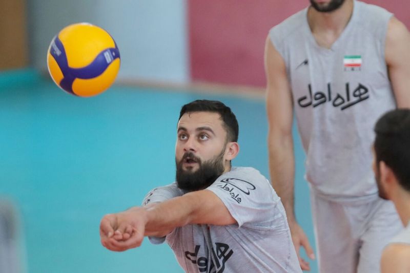 حضرت‌پور: با تمام قدرت برابر لهستان بازی می‌کنیم