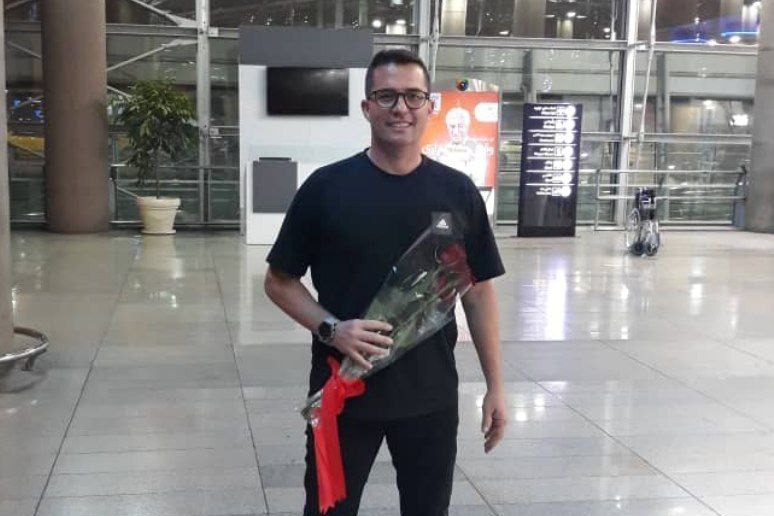 دستیار گلمحمدی وارد ایران شد