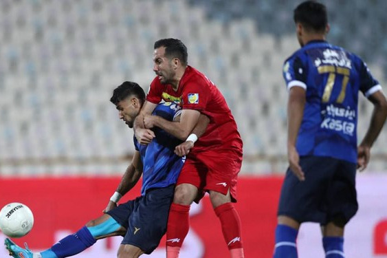 جلسه مدیرعامل استقلال با مهدی تاج در خصوص داوریها