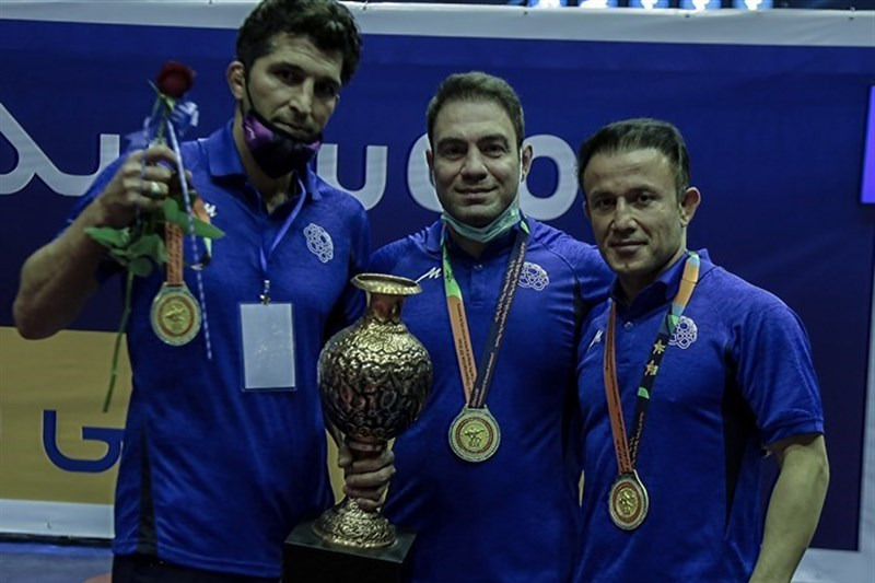 سوریان: با فدراسیون کشتی همکاری میکنم