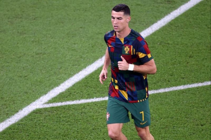 عکس؛ گرم کردن رونالدو برای اولین بازیاش در جام جهانی ۲۰۲۲ قطر