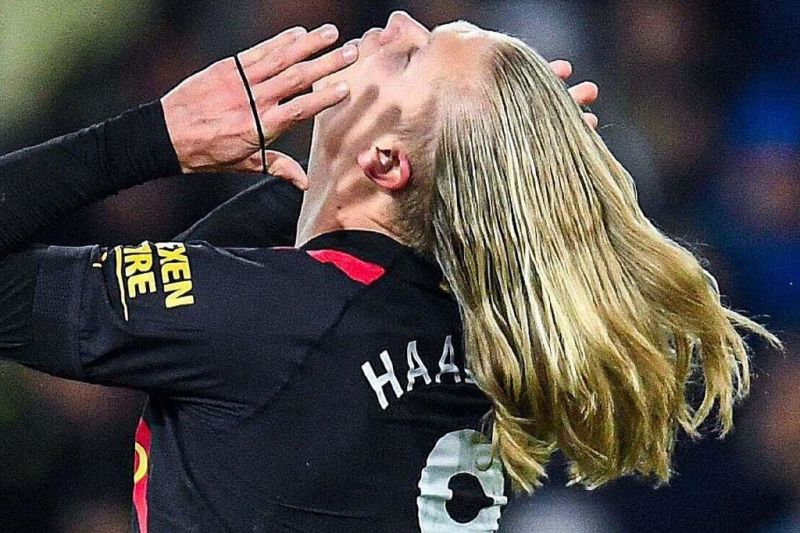 عکس؛ وقتی ارلینگ هالند مو های خود را باز میکند!