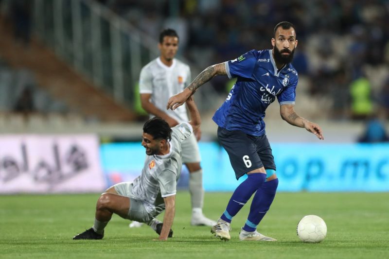 40 دقیقه بازی کردن چشمی با مصدومیت؛ مدافع استقلال امروز MRI میگیرد