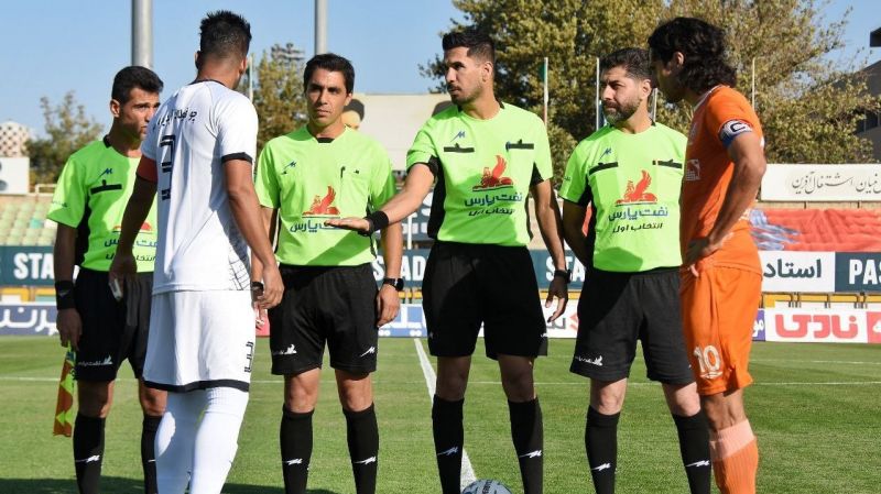 گزارش ویژه/ از کارشناسان تا مهمان جدید داوری؛ گلپسرِ بابا!