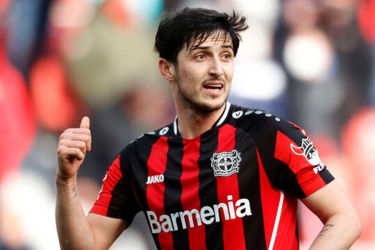 پیروزی لورکوزن در لیگ اروپا در حضور 60 دقیقه‌ای آزمون