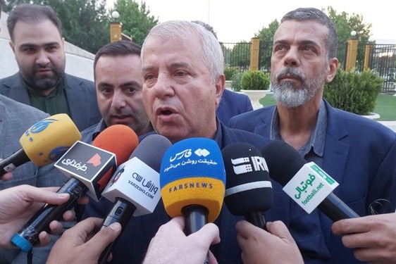 علی پروین: پرسپولیس در هر دو جام قهرمان میشود