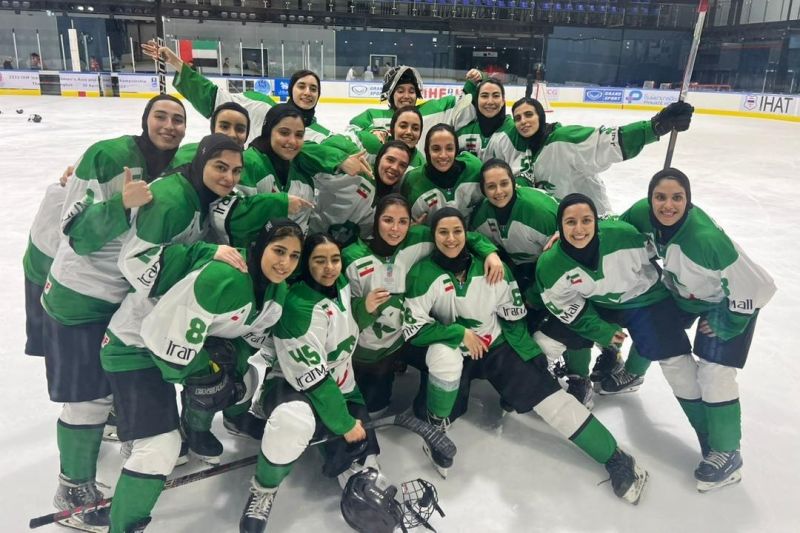 هاکی روی یخ بانوان آسیا - تایلند| صعود بانوان ایران به نیمه نهایی با برد پر گل برابر امارات