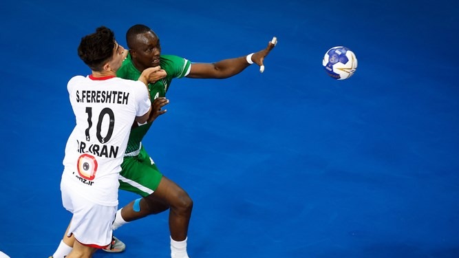 مشخص شدن همگروههای هندبال نوجوانان ایران