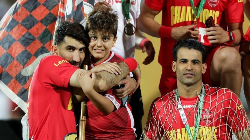 تهدید به خودکشی، مانع جدایی بیرانوند از پرسپولیس!