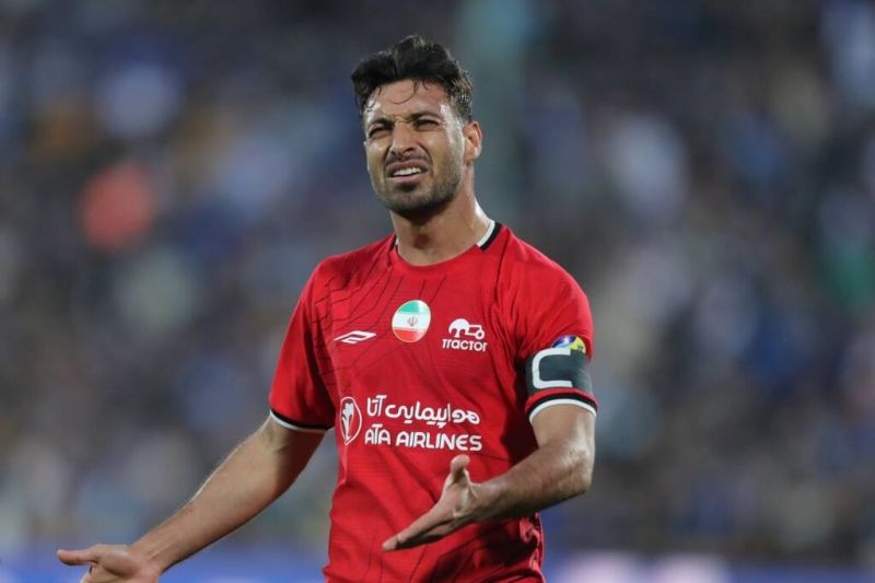 پاسخ تند اف 14 به شجاع: سرت را پایین بنداز و تلاش کن! (عکس)