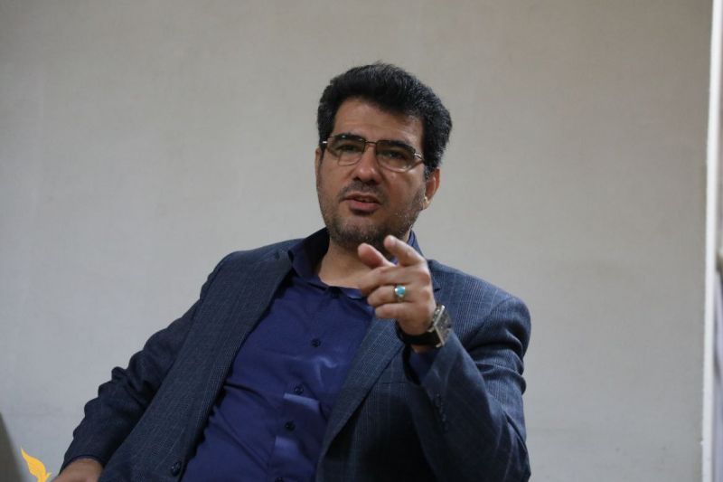 بایندریان: سطح نساجی در حدی نبود که بتواند فشار دو لیگ مهم را تحمل کند