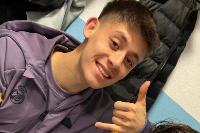 سلفی براهیم دیاز و گولر پس از اولین بازی استعداد ترکیهای در رئال مادرید