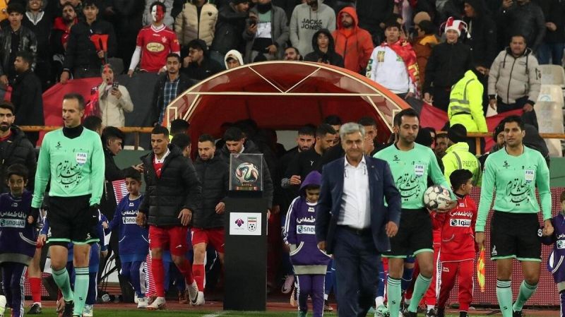 شش داور در آب نمک کمیته داوران برای قضاوت دربی!