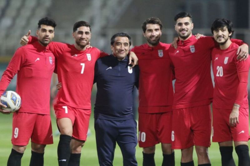 واکنش قلعهنویی نسبت به انتقادهای خداداد عزیزی؛ "انصاف داشته باشیم!"